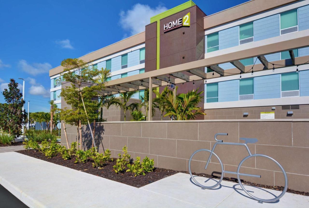 Home2 Suites By Hilton Fort Myers Colonial Blvd Exterior foto
